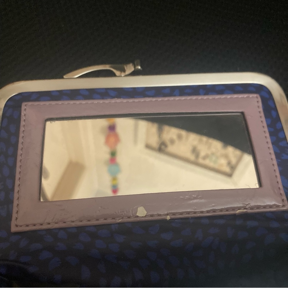 FOSSIL• 'Key-Per' Frame Cosmetics Case Zig Zag Retro - Picture 5 of 8